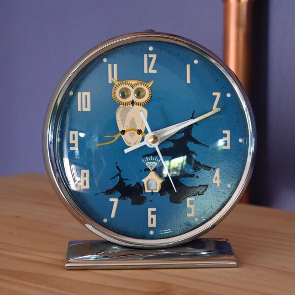 EUC Vintage MCM Wind Up Alarm Clock Owl Shanghai China Moving Eyes